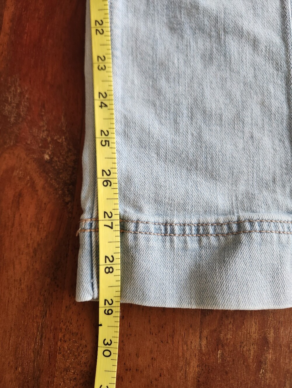American Eagle Low Rise Wide-Leg Jeans In Faded Light Wash 4 - Picture 12 of 13